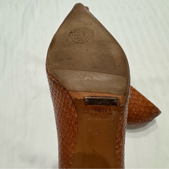 DOLCE & GABBANA GENUINE CROCODILE WOMEN'S STILETTOS - Picture 6 of 6